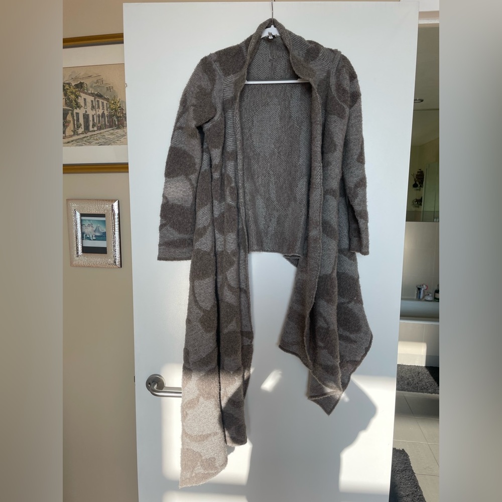 Armani Collezioni Size 6 Wool Shawl Cardigan Taupe